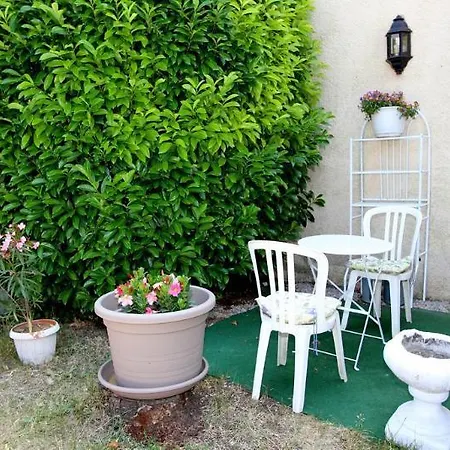 Hotel Des Pins Tourrettes