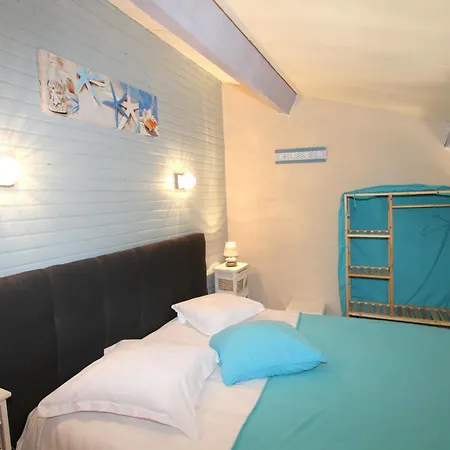 Hotel Des Pins 3*